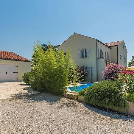 Bella Vista * بوريتش